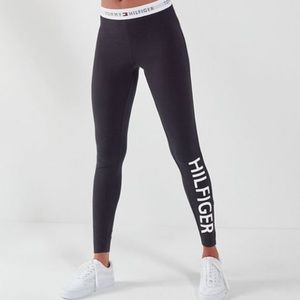 Tommy Hilfiger leggings UO exclusive
